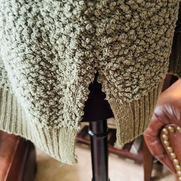 Olive Green Sweater - Picture 6 of 7